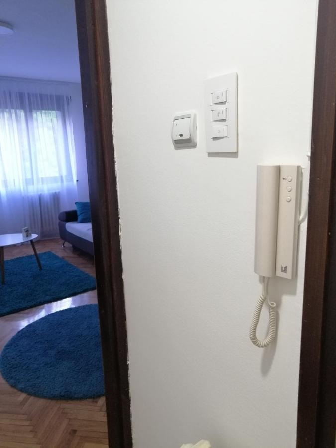 Lara Apartment Uzice Bagian luar foto