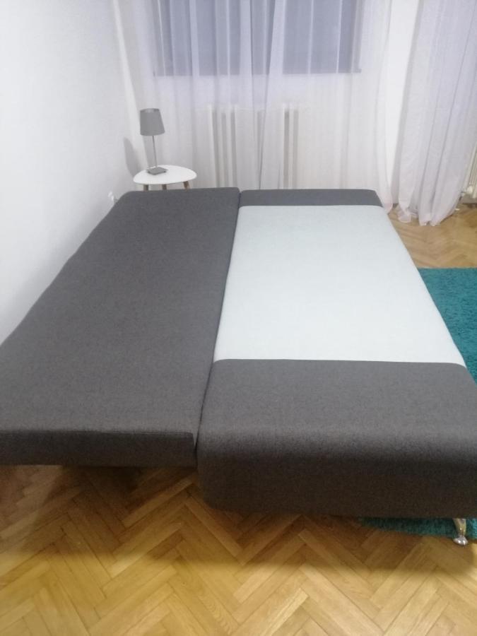Lara Apartment Uzice Bagian luar foto